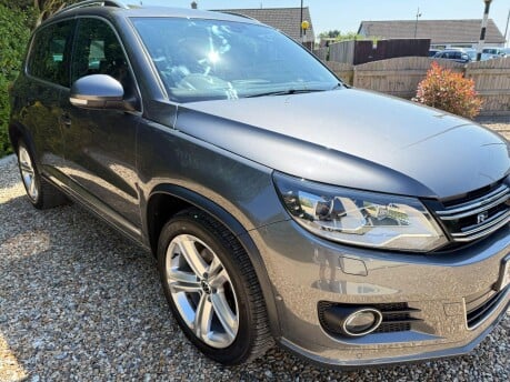 Volkswagen Tiguan 2.0 TDI BlueMotion Tech R-Line Edition 4WD Euro 6 (s/s) 5dr 7