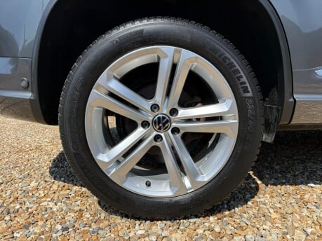 Volkswagen Tiguan 2.0 TDI BlueMotion Tech R-Line Edition 4WD Euro 6 (s/s) 5dr 14