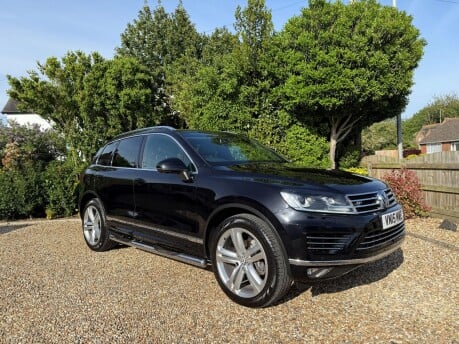 Volkswagen Touareg 3.0 TDI V6 BlueMotion Tech R-Line Tiptronic 4WD Euro 6 (s/s) 5dr 4