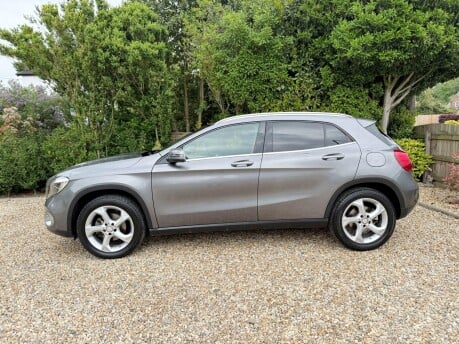 Mercedes-Benz GLA 2.1 GLA200d Sport Euro 6 (s/s) 5dr 3