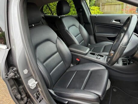 Mercedes-Benz GLA 2.1 GLA200d Sport Euro 6 (s/s) 5dr 16