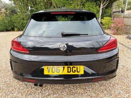 Volkswagen Scirocco 2.0 TDI R-Line Euro 6 (s/s) 3dr 9