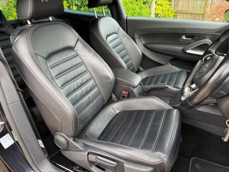 Volkswagen Scirocco 2.0 TDI R-Line Euro 6 (s/s) 3dr 19