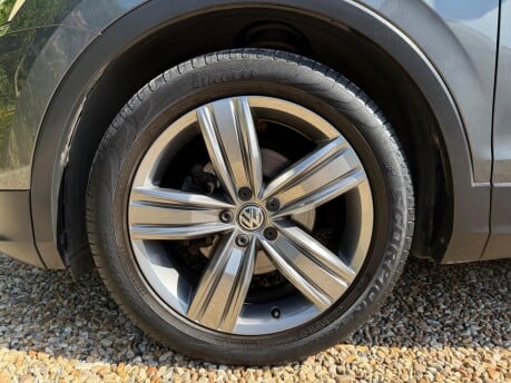 Volkswagen Tiguan 2.0 TDI SEL DSG Euro 6 (s/s) 5dr 14