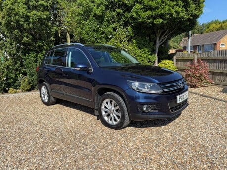 Volkswagen Tiguan 2.0 TDI BlueMotion Tech SE DSG 4WD Euro 5 (s/s) 5dr 2