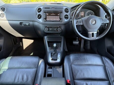 Volkswagen Tiguan 2.0 TDI BlueMotion Tech SE DSG 4WD Euro 5 (s/s) 5dr 20