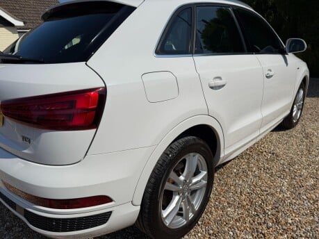 Audi Q3 2.0 TDI S line Euro 6 (s/s) 5dr 8