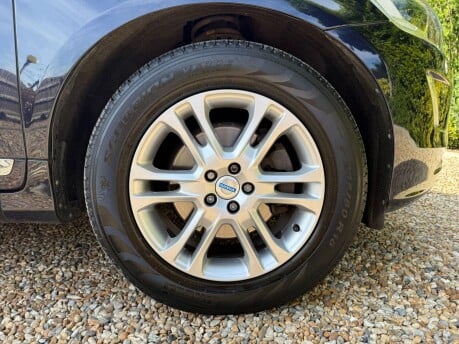 Volvo XC60 2.4 D5 SE Lux Nav Auto AWD Euro 6 (s/s) 5dr 11