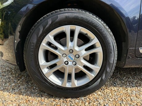 Volvo XC60 2.4 D5 SE Lux Nav Auto AWD Euro 6 (s/s) 5dr 13