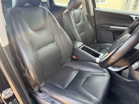 Volvo XC60 2.4 D5 SE Lux Nav Auto AWD Euro 6 (s/s) 5dr 23