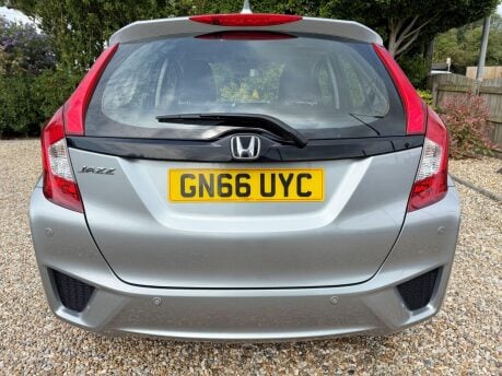 Honda Jazz 1.3 i-VTEC SE CVT Euro 6 (s/s) 5dr 9