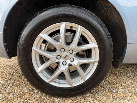 Volvo XC60 2.0 D4 Momentum Auto AWD Euro 6 (s/s) 5dr 14