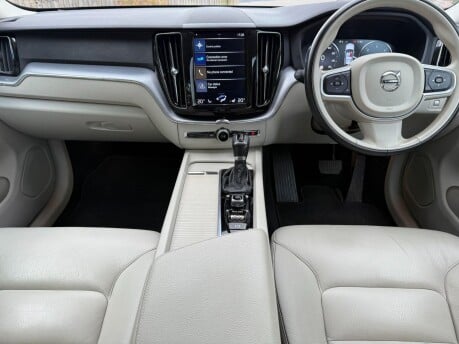 Volvo XC60 2.0 D4 Momentum Auto AWD Euro 6 (s/s) 5dr 15
