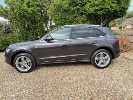 Audi Q5 3.0 TDI V6 S line Plus S Tronic quattro Euro 5 (s/s) 5dr 3