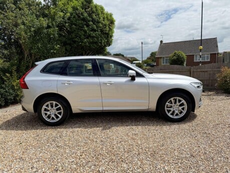 Volvo XC60 2.0 D4 Momentum Auto AWD Euro 6 (s/s) 5dr 4