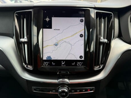 Volvo XC60 2.0 D4 Momentum Auto AWD Euro 6 (s/s) 5dr 16