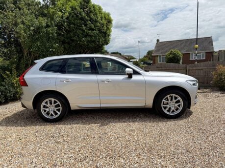Volvo XC60 2.0 D4 Momentum Auto AWD Euro 6 (s/s) 5dr 4