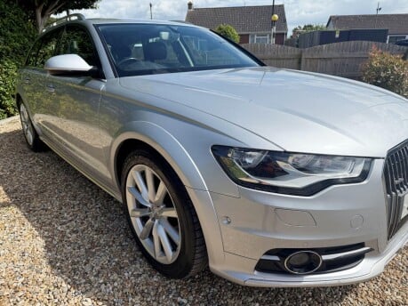 Audi A6 Allroad 3.0 TDI V6 S Tronic quattro Euro 5 (s/s) 5dr 7