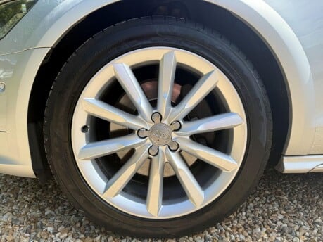 Audi A6 Allroad 3.0 TDI V6 S Tronic quattro Euro 5 (s/s) 5dr 12