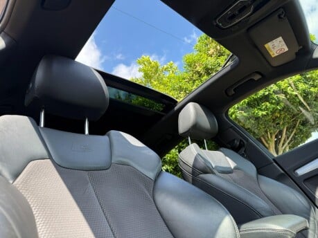 Audi Q5 2.0 TDI S line S Tronic quattro Euro 6 (s/s) 5dr 3