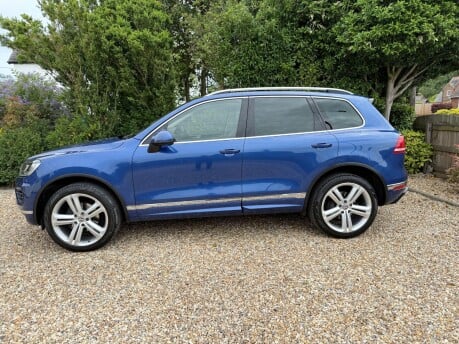 Volkswagen Touareg 3.0 TDI V6 R-Line Plus Tiptronic 4WD Euro 6 (s/s) 5dr 5