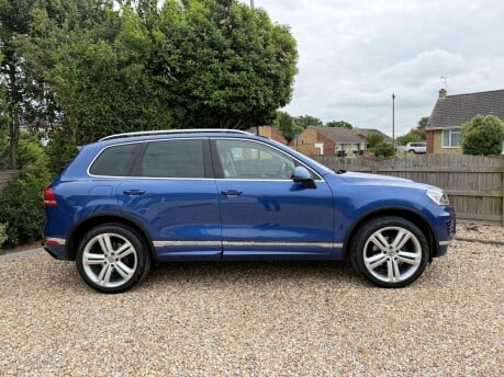 Volkswagen Touareg 3.0 TDI V6 R-Line Plus Tiptronic 4WD Euro 6 (s/s) 5dr 6