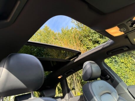 Audi Q5 2.0 TDI S line Plus S Tronic quattro Euro 5 (s/s) 5dr 3