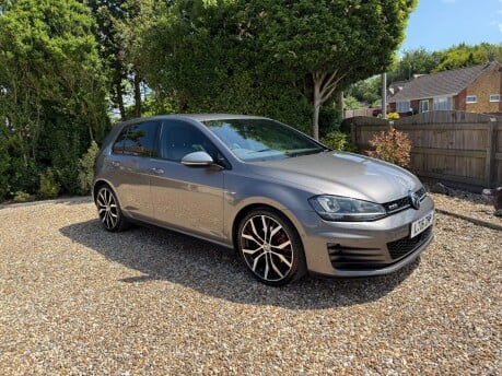 Volkswagen Golf 2.0 TDI BlueMotion Tech GTD DSG Euro 6 (s/s) 5dr 2