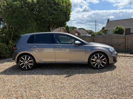 Volkswagen Golf 2.0 TDI BlueMotion Tech GTD DSG Euro 6 (s/s) 5dr 4