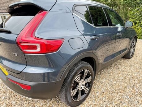 Volvo XC40 2.0 T5 Inscription Auto AWD Euro 6 (s/s) 5dr 10