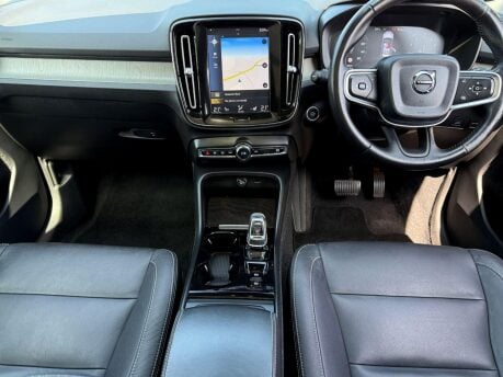 Volvo XC40 2.0 T5 Inscription Auto AWD Euro 6 (s/s) 5dr 25