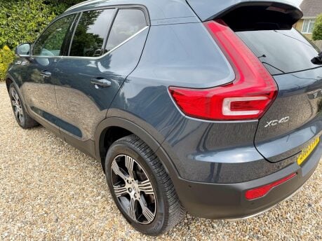 Volvo XC40 2.0 T5 Inscription Auto AWD Euro 6 (s/s) 5dr 12