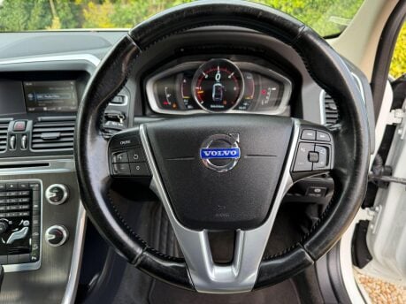 Volvo XC60 2.4 D4 SE Lux Geartronic AWD Euro 5 5dr 15