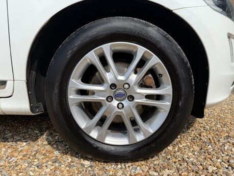 Volvo XC60 2.4 D5 SE Lux Nav Auto AWD Euro 6 (s/s) 5dr 13