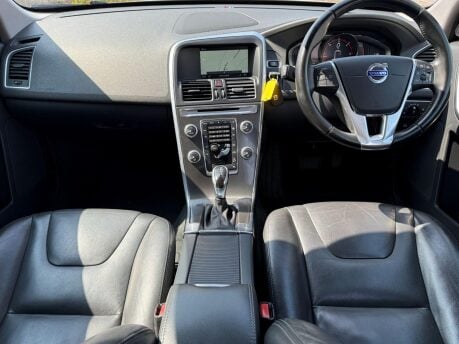 Volvo XC60 2.4 D5 SE Lux Nav Auto AWD Euro 6 (s/s) 5dr 18