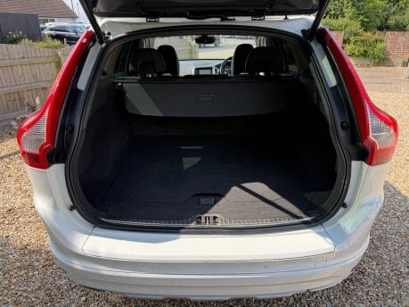 Volvo XC60 2.4 D5 SE Lux Nav Auto AWD Euro 6 (s/s) 5dr 20