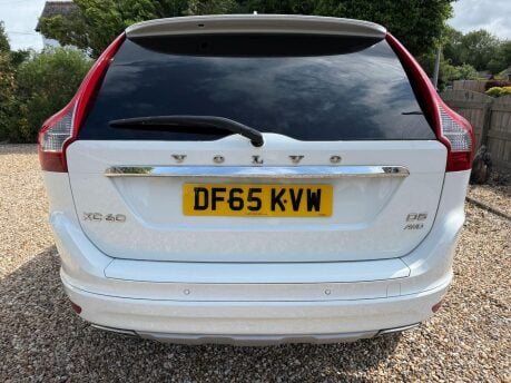 Volvo XC60 2.4 D5 SE Lux Nav Auto AWD Euro 6 (s/s) 5dr 9