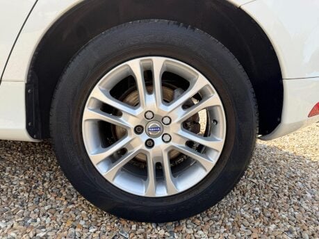 Volvo XC60 2.4 D5 SE Lux Nav Auto AWD Euro 6 (s/s) 5dr 11