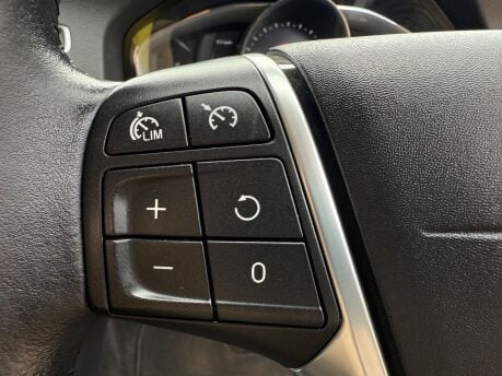 Volvo V60 2.0 D3 SE Lux Nav Euro 6 (s/s) 5dr 13