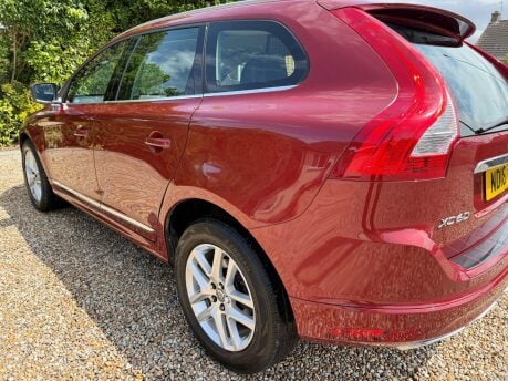 Volvo XC60 2.4 D5 SE Lux Nav Auto AWD Euro 6 (s/s) 5dr 10