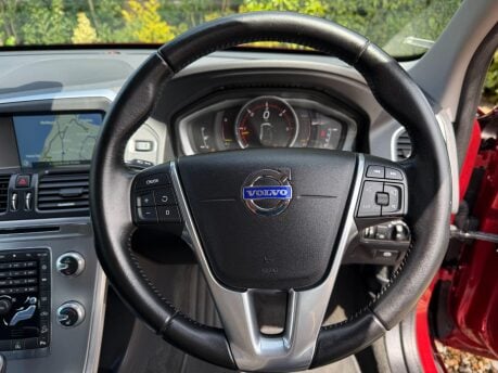 Volvo XC60 2.4 D5 SE Lux Nav Auto AWD Euro 6 (s/s) 5dr 17