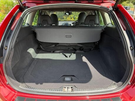Volvo XC60 2.4 D5 SE Lux Nav Auto AWD Euro 6 (s/s) 5dr 26