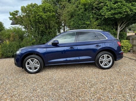 Audi Q5 2.0 TDI 40 S line S Tronic quattro Euro 6 (s/s) 5dr 3