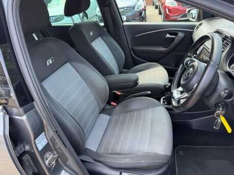 Volkswagen Polo 1.0 TSI BlueMotion Tech R-Line Euro 6 (s/s) 5dr 17