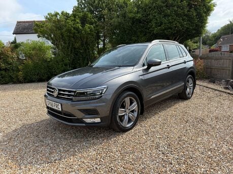 Volkswagen Tiguan 2.0 TDI BlueMotion Tech SEL DSG 4Motion Euro 6 (s/s) 5dr