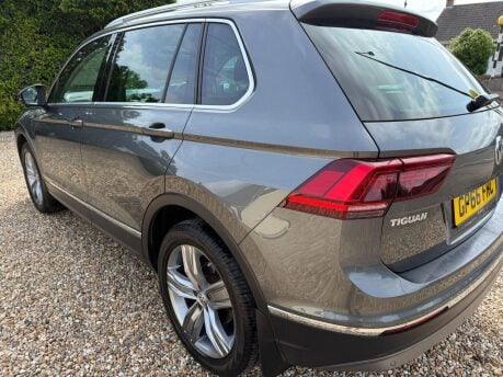 Volkswagen Tiguan 2.0 TDI BlueMotion Tech SEL DSG 4Motion Euro 6 (s/s) 5dr 12