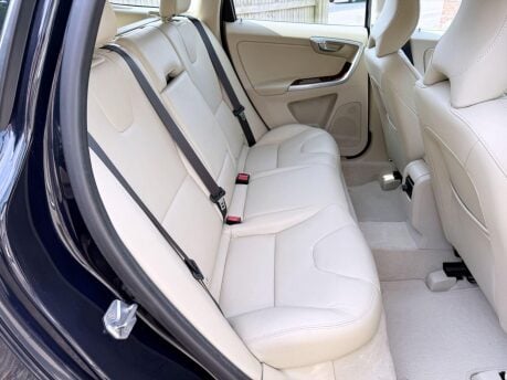 Volvo XC60 2.4 D4 SE Lux Nav Auto AWD Euro 6 (s/s) 5dr 25