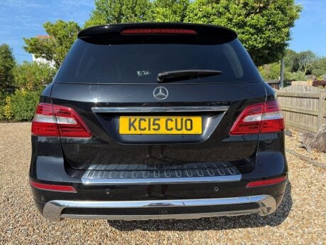 Mercedes-Benz M Class 2.1 ML250 BlueTEC AMG Line G-Tronic 4WD Euro 6 (s/s) 5dr 9