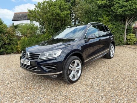 Volkswagen Touareg 3.0 TDI V6 R-Line Plus Tiptronic 4WD Euro 6 (s/s) 5dr 1