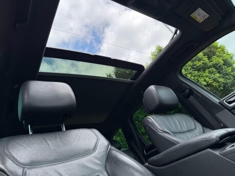 Volkswagen Touareg 3.0 TDI V6 R-Line Plus Tiptronic 4WD Euro 6 (s/s) 5dr 4